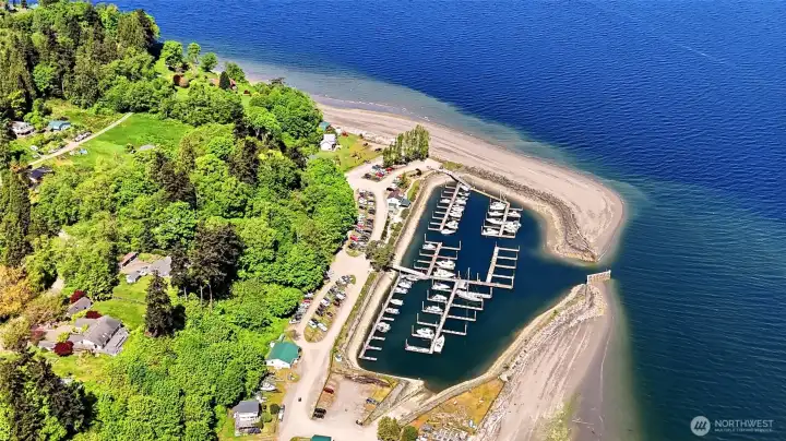 Hat Islands Private Marina
