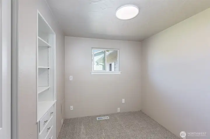 Den-Office Den-Office