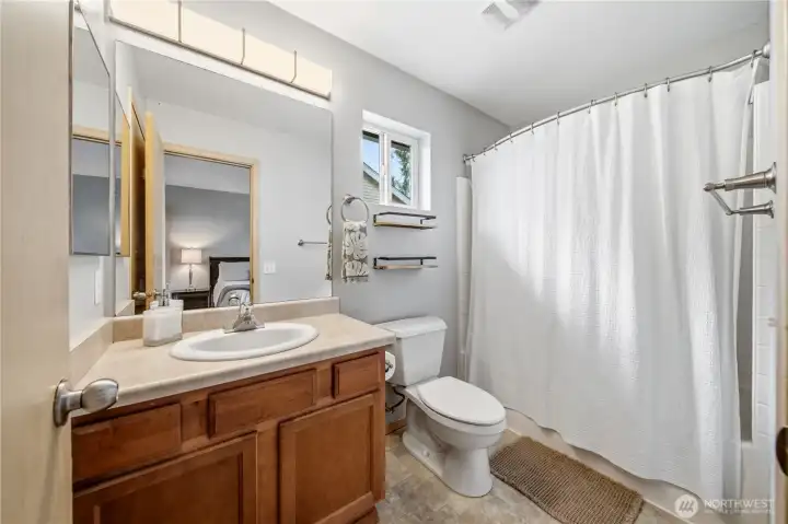 Primary full bathroom. Primary full bathroom.