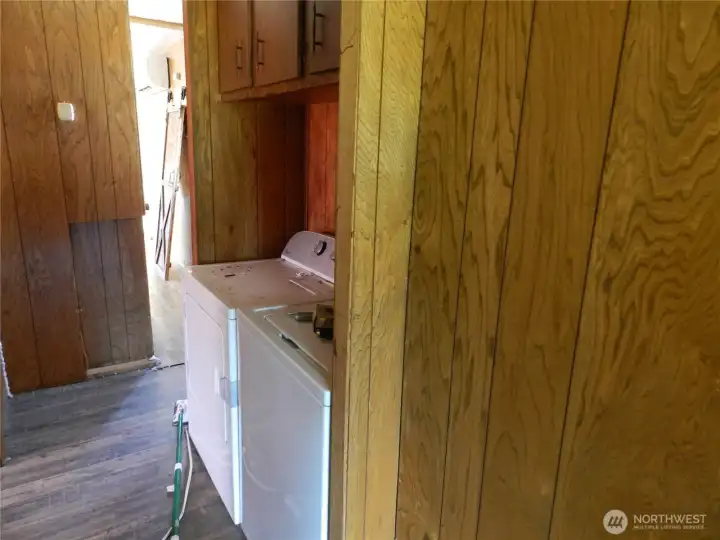 UTILITY ROOM UTILITY ROOM