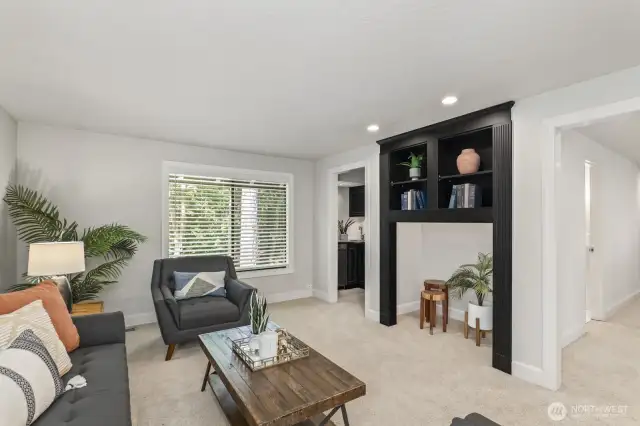 Large bonus room with kitchenette and wet bar