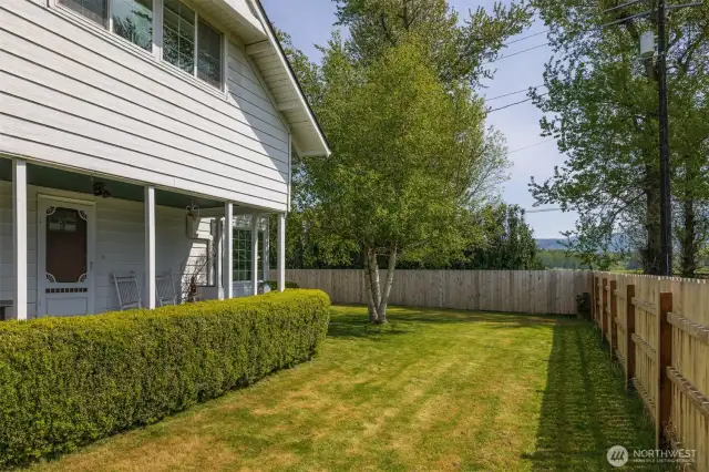 Fully fenced yard...