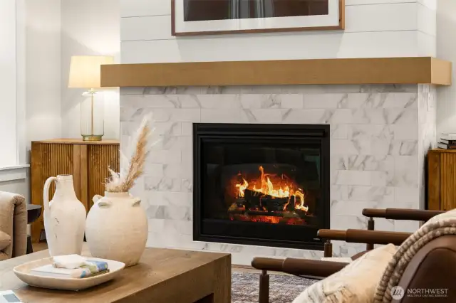 Homesite 40 - Pictures of similar Model Home 30 for representation purposes only.