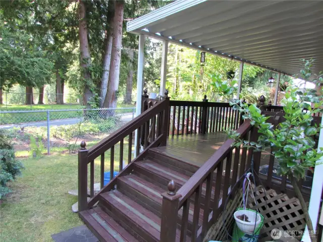VERY DESIRABLE, BEST LAKE VIEW IN A PARK NOW AVAILABLE FOR A NEW OWNER! MUST BE 55+ YEARS OLD TO LIVE IN COMMUNITY.