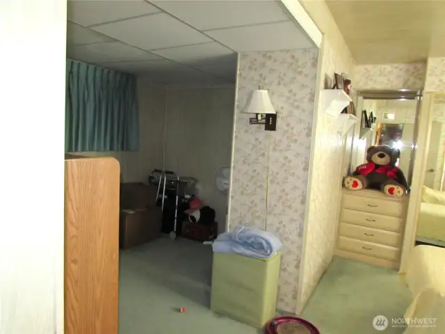 EXTRA ROOM TOI LEFT, OFF PRIMARY BEDROOM WITH MORE STROAGE.