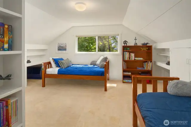 Upper floor bedroom #1