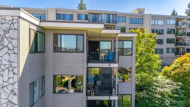 Top Floor End Unit