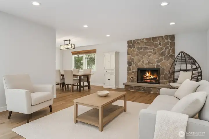 Virtually Staged. No wall Unit.