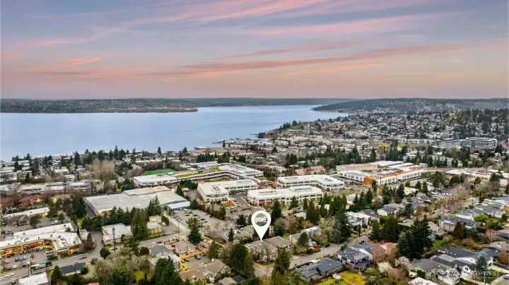 Google's Kirkland campus is practically right around the corner - the commute could not be easier!