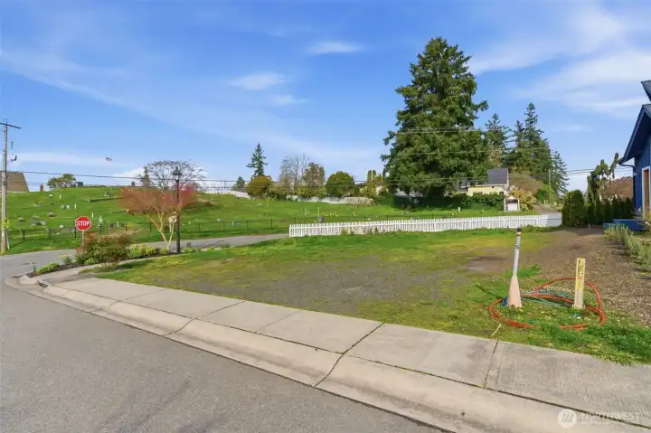 The site from Antonson Ln