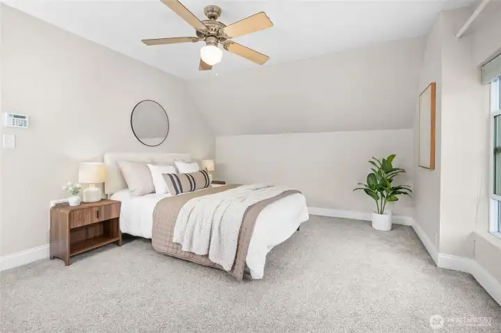 Primary bedroom- super spacious! Primary bedroom- super spacious!