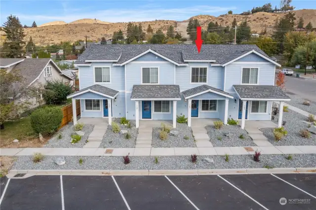 Welcome to the new townhome at 143 E Nixon Ave in Chelan