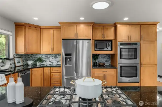 Double oven & Gas stove