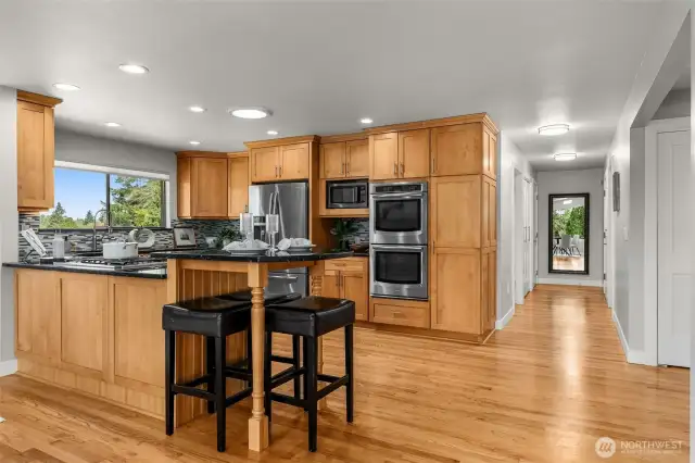 Kitchen with bar