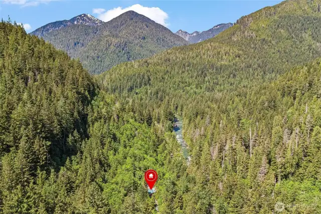 Secluded in the Cascade range mountain