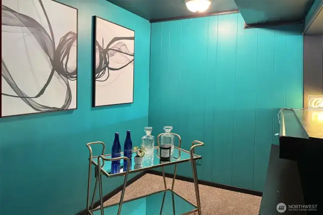 Create your party drinks here...