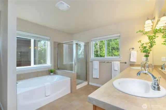 Ensuite full bath