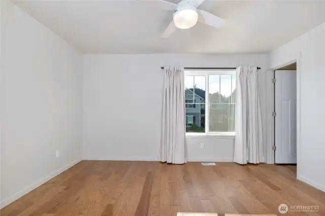 Second upstairs bedroom with large closet