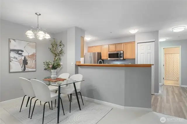 Dining area and breakfast bar