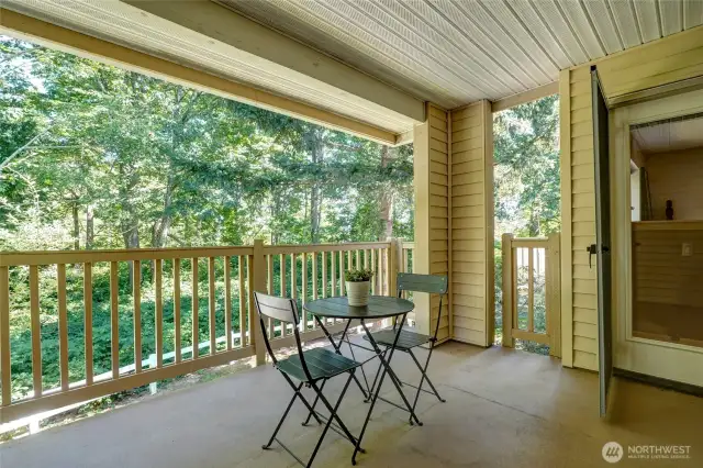 Covered balcony deck