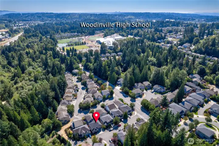 Easy 8 Min Walk to Woodinville High School, Tennis Courts & Skate Park
