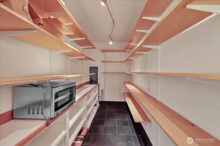 Huge walk in Pantry!