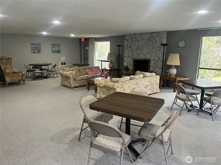 Top flor of clubhouse.