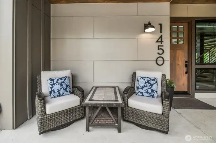 There's even a cozy sitting area at the front door