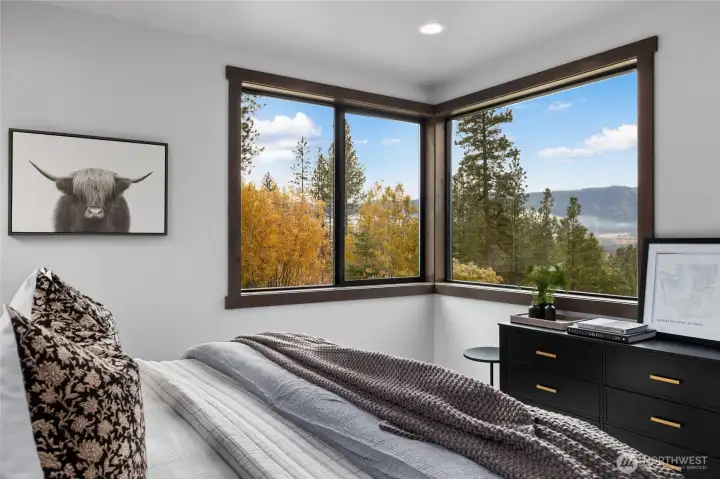 Who wouldn't like to wake up to that view?