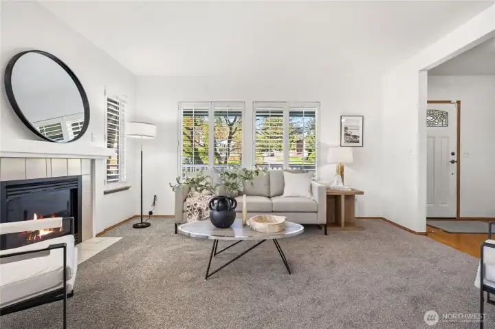 Cozy gas fireplace to take the chill off in the evenings.