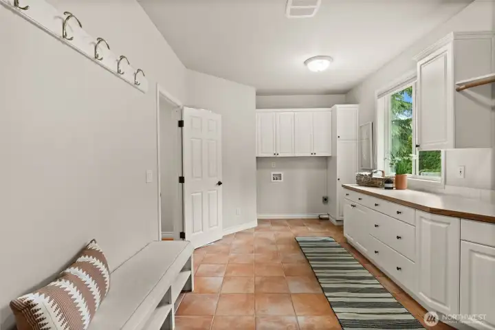Laundry mudroom off garage