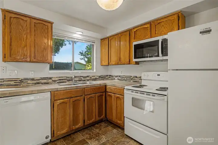 Unit B - Kitchen