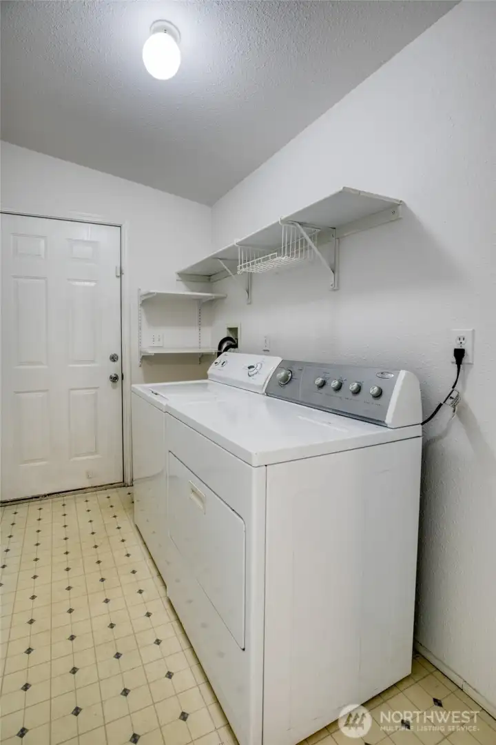 Washer and dryer are included too!