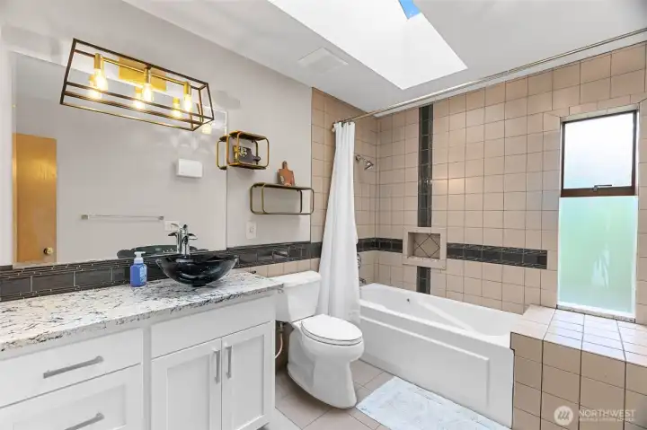 Main Bathroom.