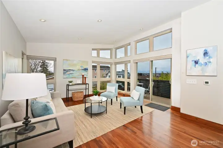 The vaulted ceilings & floor to ceiling windows make this space feel far larger than its footprint. The vaulted ceilings & floor to ceiling windows make this space feel far larger than its footprint.