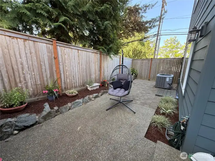 Fenced Patio to relax and have family and friend over for BBQ