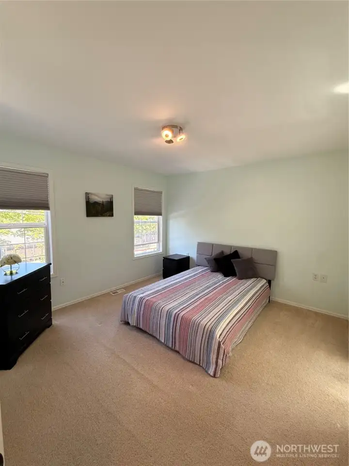 Spacious 2nd master room