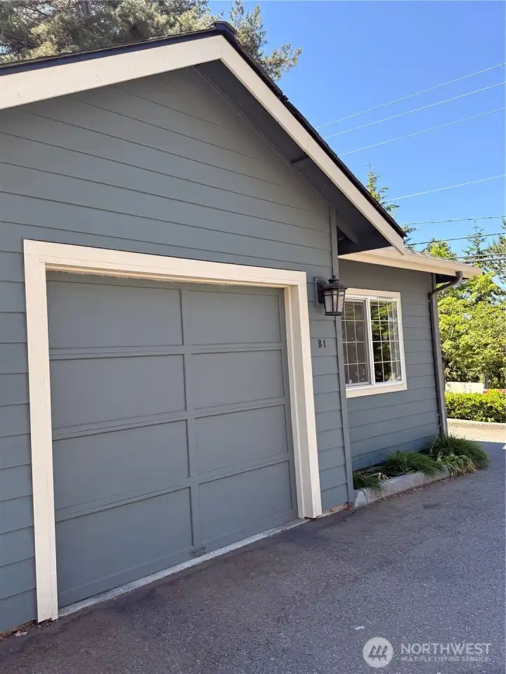 1 car garage