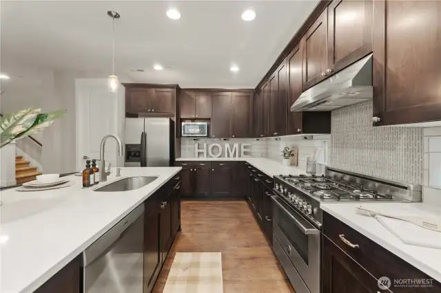 Ample cabinet space