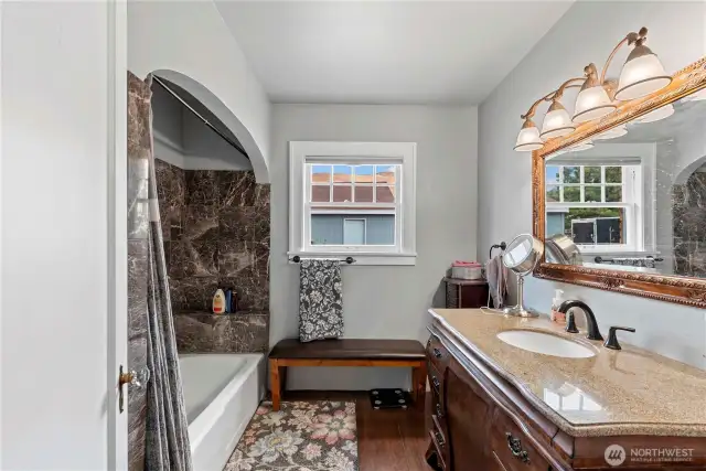 1928 Tudor Main full bath.