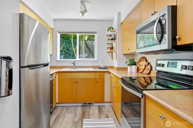 Lots of counter space in this kitchen.