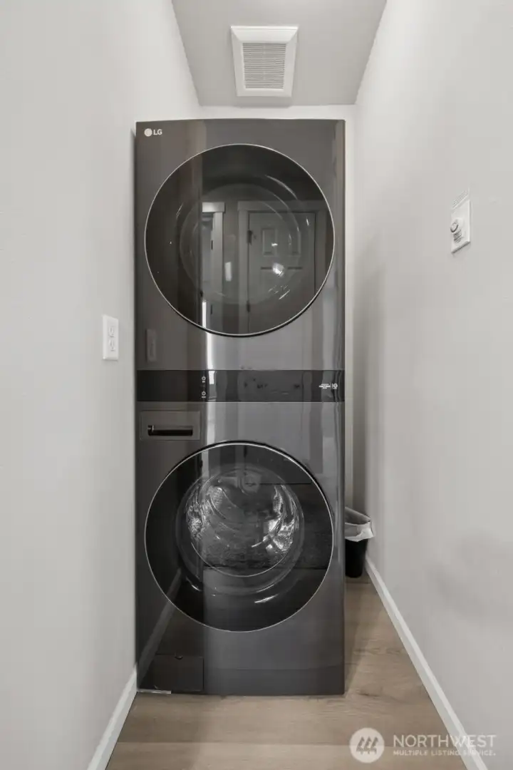 Full sized stackable washer & dryer located upstairs makes laundry less work if you don't have to carry up and down the staircase.