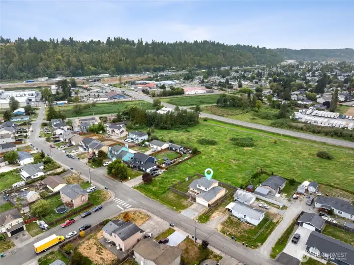 Easy access to HWY 167!