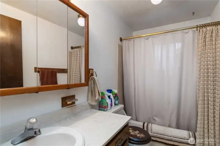 Shared bathroom on the upper level
