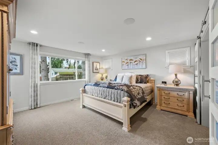 Large primary bedroom with en-suite.