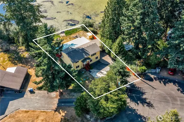 Enjoy sipping on your morning coffee while enjoying the wildlife.