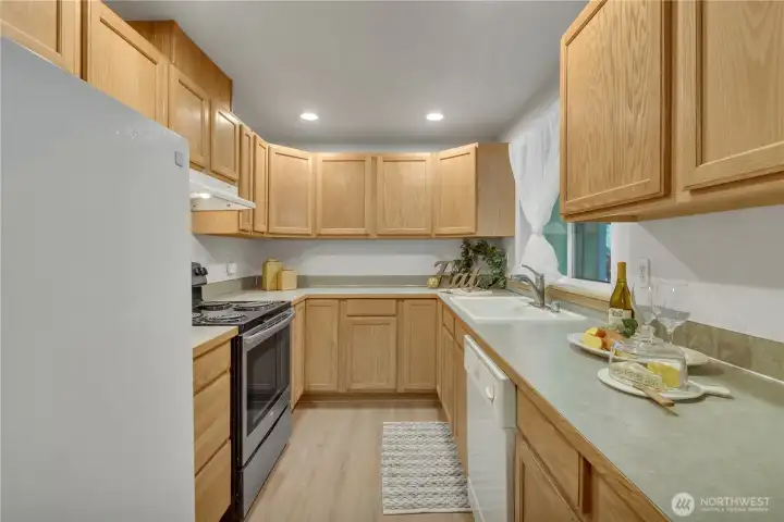 Light & bright kitchen