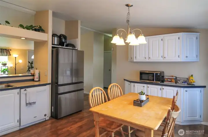 DINING / KITCHEN AREA