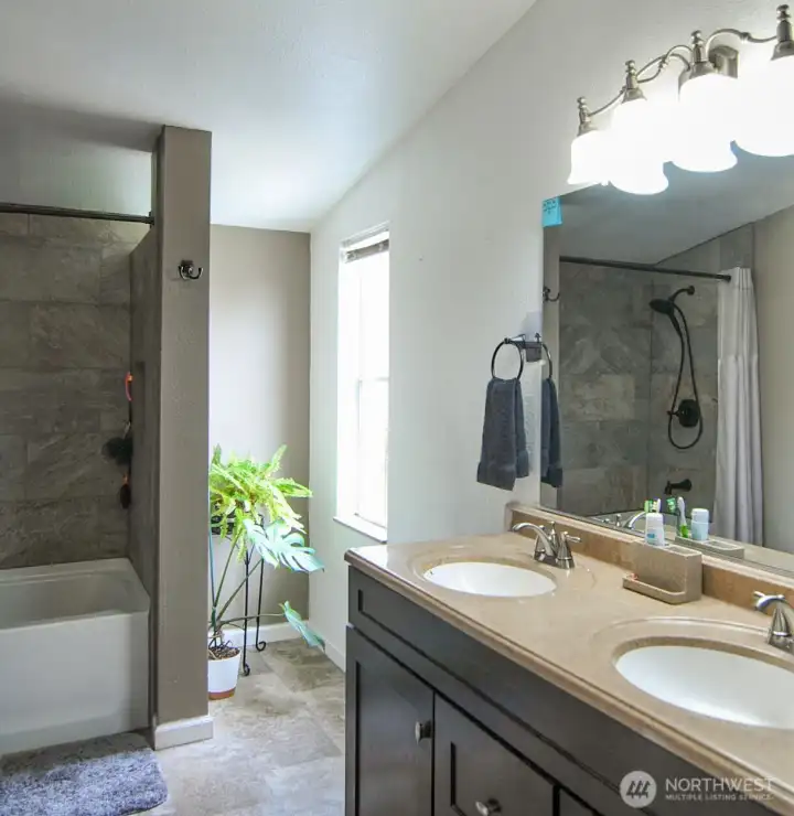 PRIMARY BATHROOM WITH DOUBLE SINKS