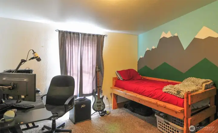 2ND BEDROOM